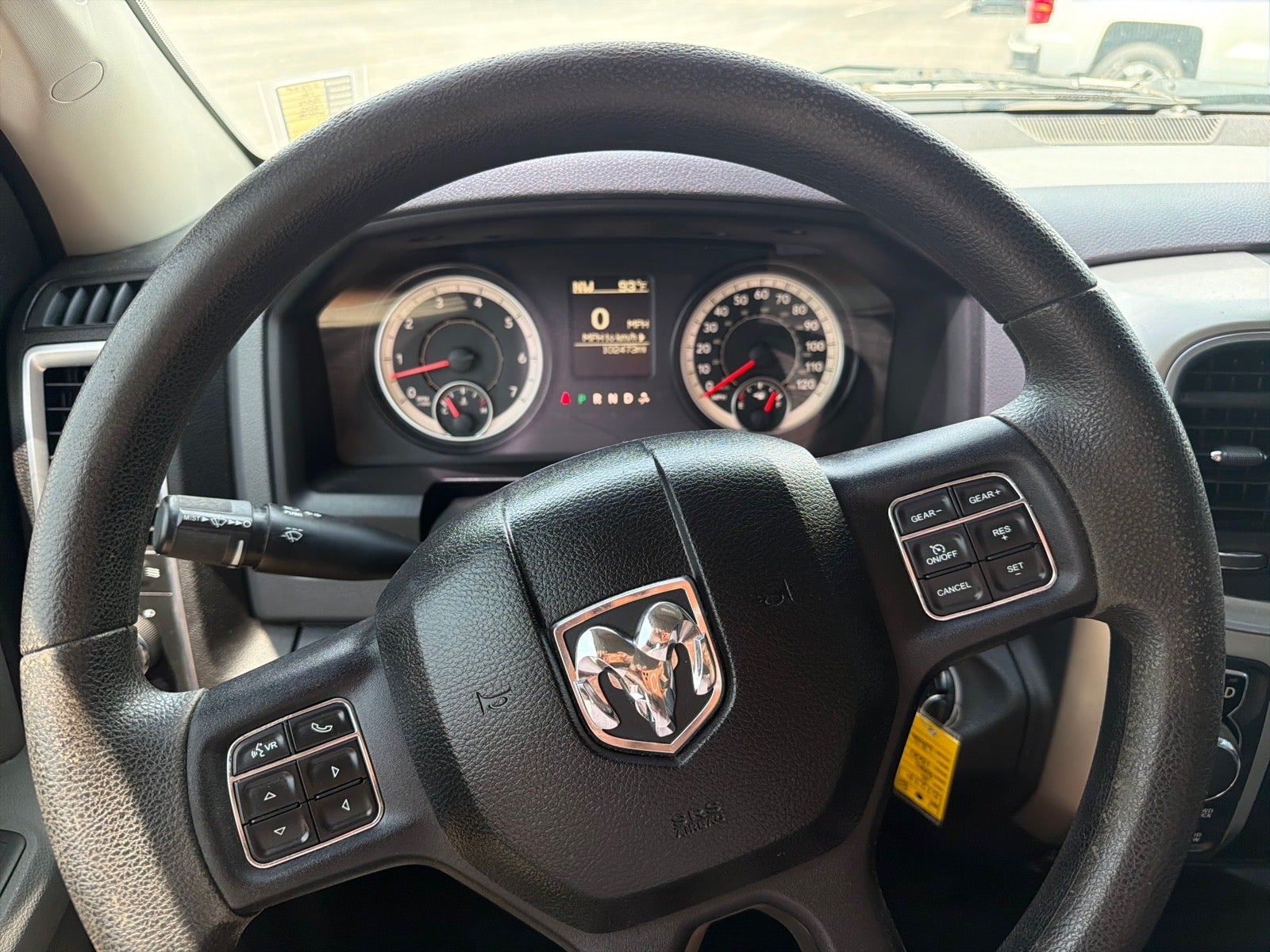 2016 RAM 1500 SLT