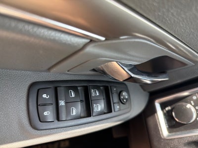 2016 RAM 1500 SLT