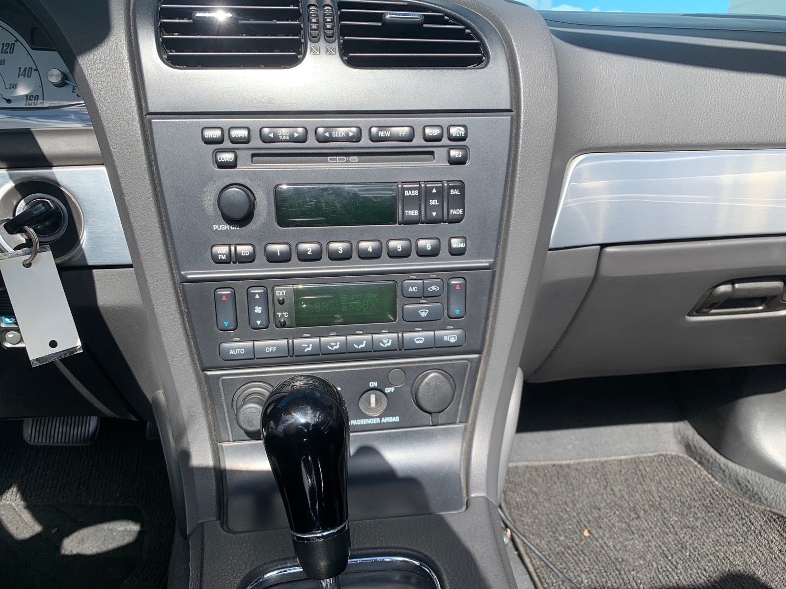 2002 Ford Thunderbird w/Hardtop Premium