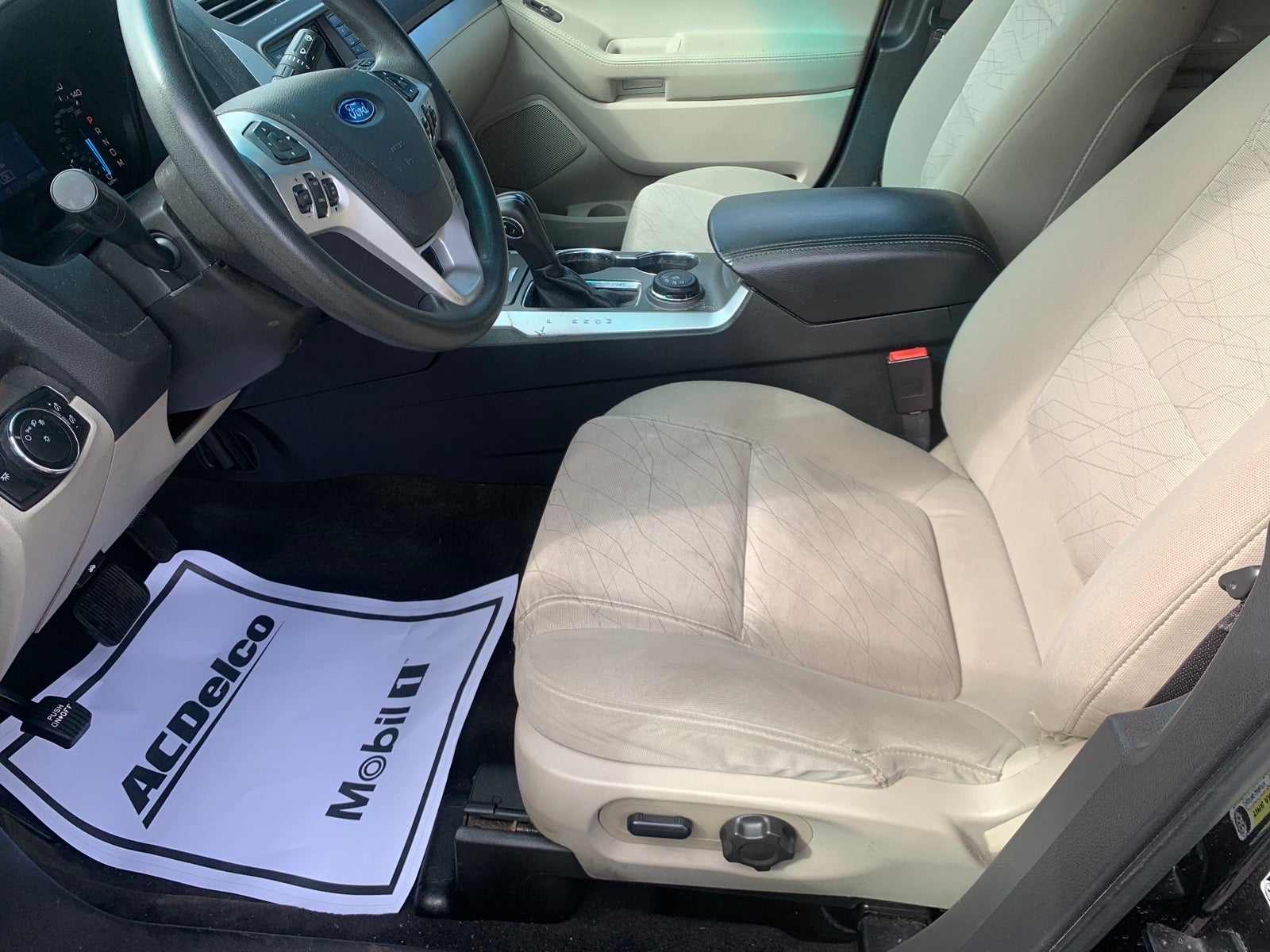 2015 Ford Explorer Base