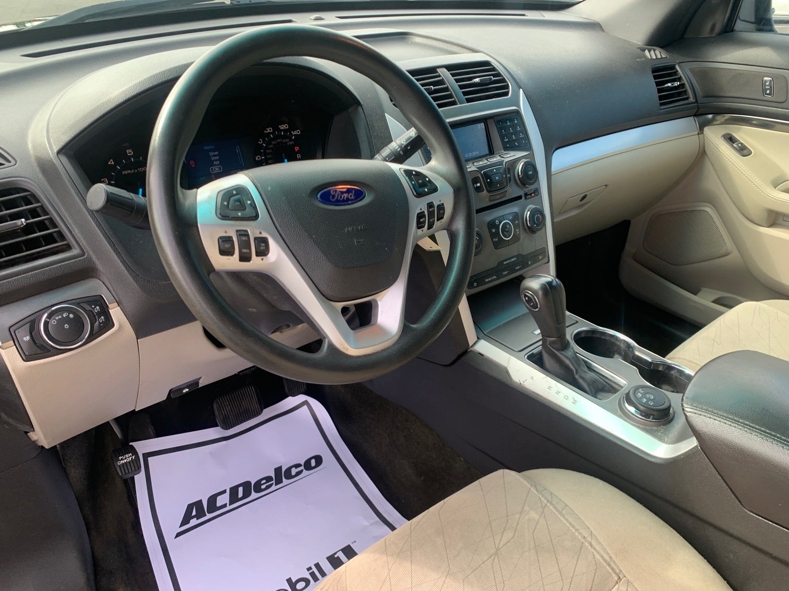 2015 Ford Explorer Base