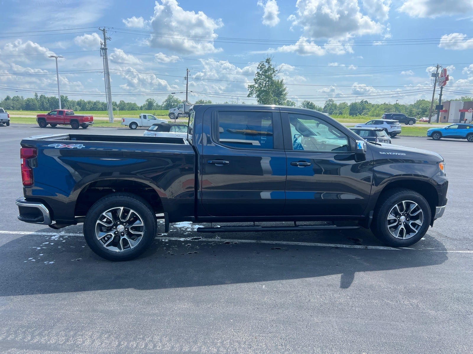 2024 Chevrolet Silverado 1500 LT (2FL)