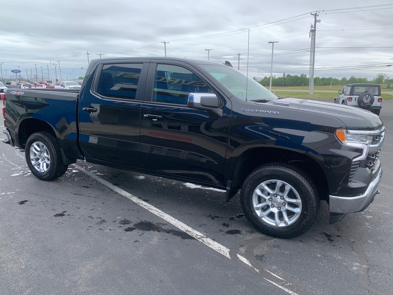2026 Chevrolet Silverado 1500 LT (2FL)