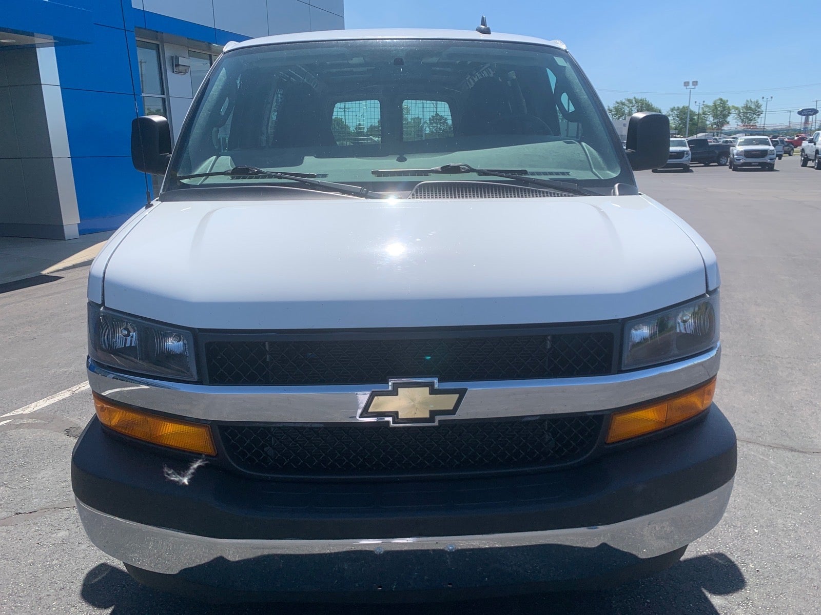 2022 Chevrolet Express Cargo 2500 WT