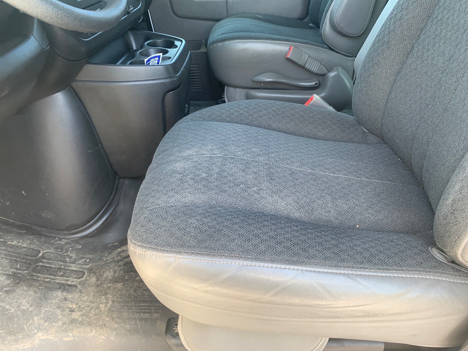 2022 Chevrolet Express Cargo 2500 WT