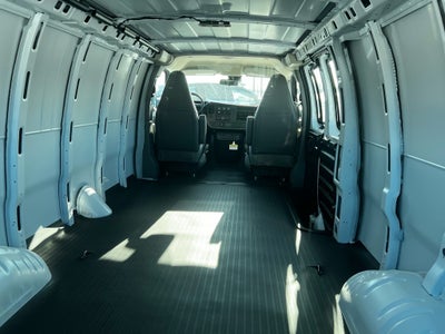 2025 Chevrolet Express Cargo 2500 WT