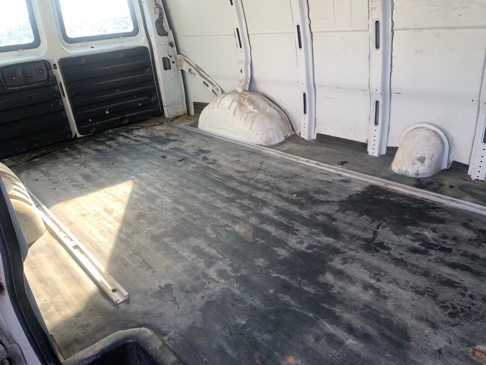 2015 Chevrolet Express Cargo 2500 Base