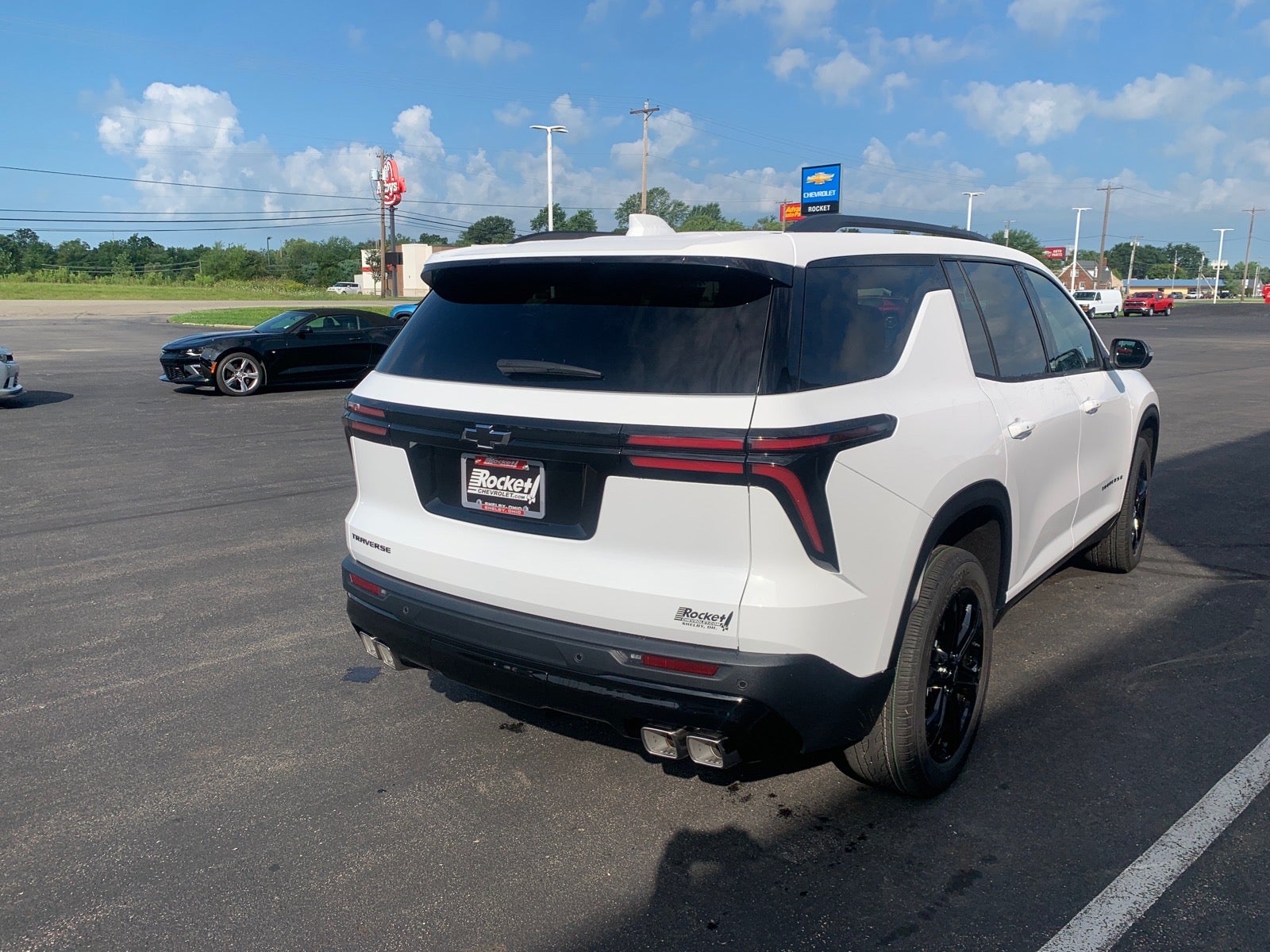 2027 Chevrolet Traverse LT