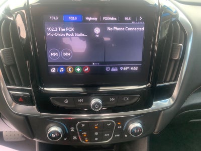 2021 Chevrolet Traverse LT Cloth