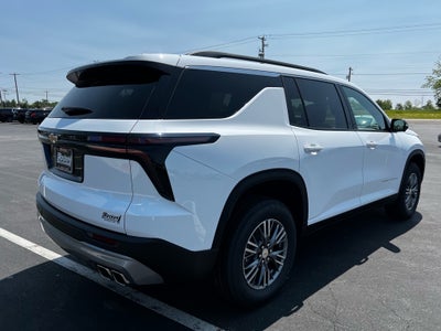 2025 Chevrolet Traverse LT