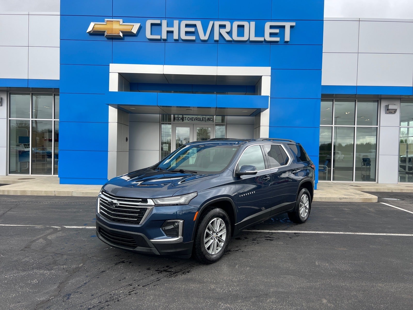 2023 Chevrolet Traverse LT Cloth
