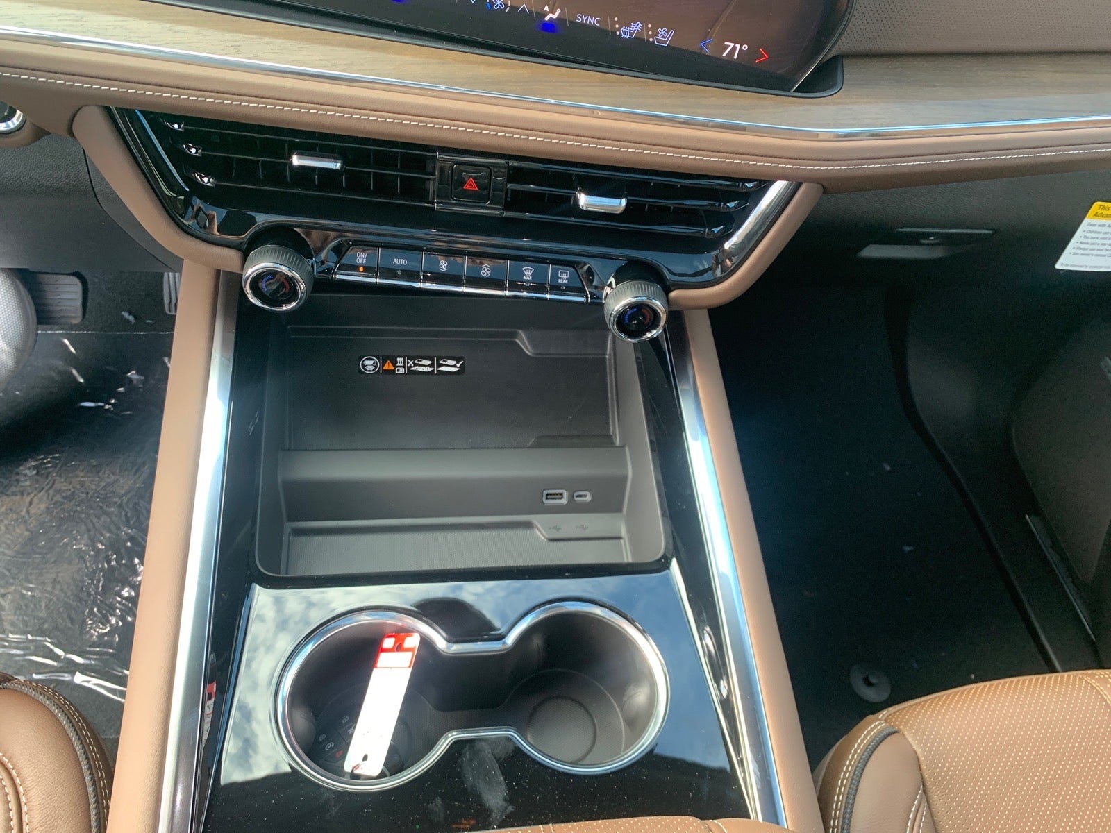 2027 Chevrolet Tahoe High Country - Photo 19
