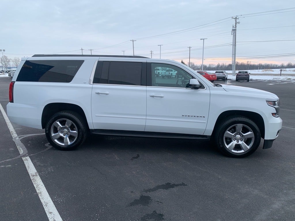2017 Chevrolet Suburban LT