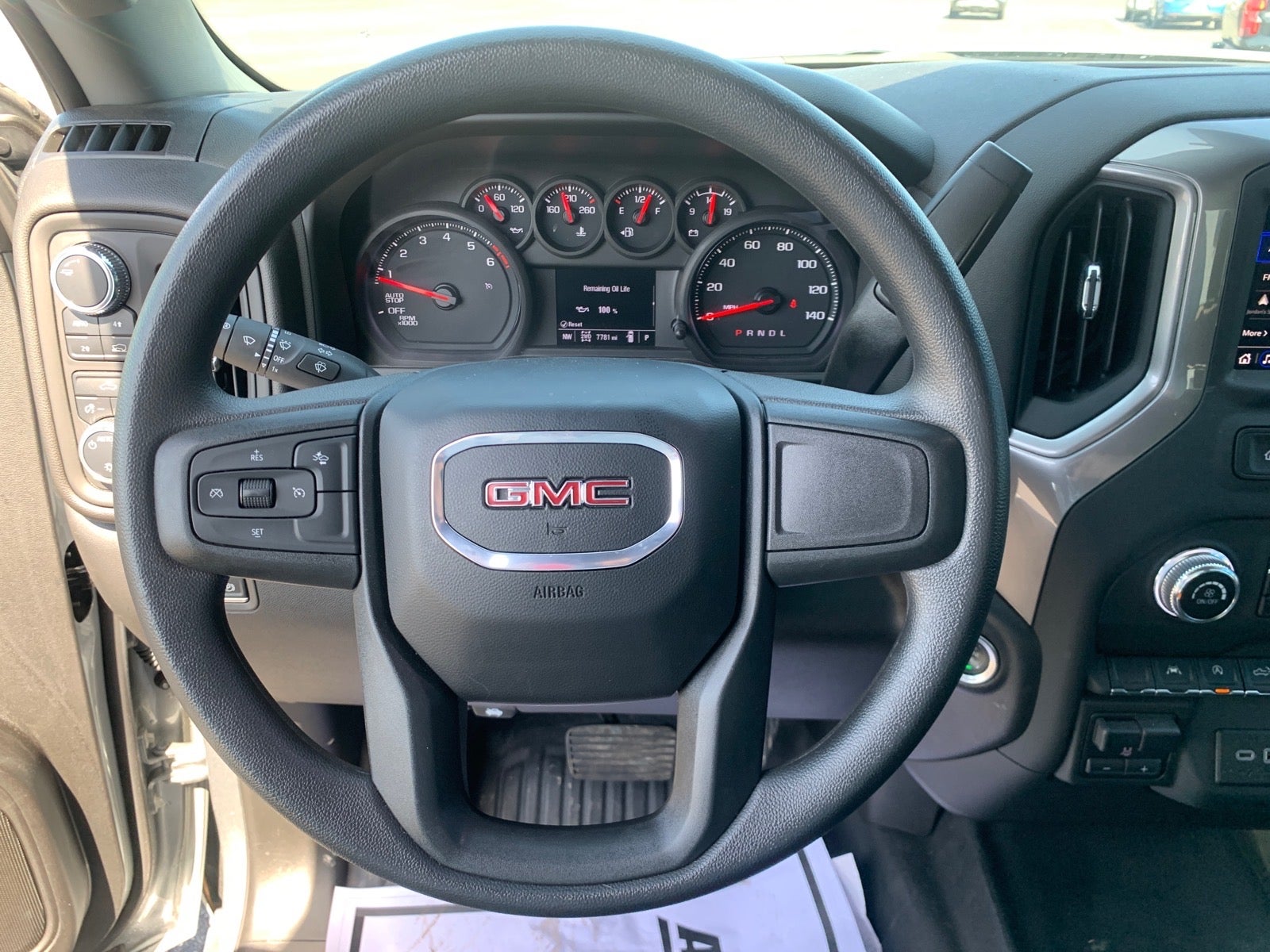 2024 GMC Sierra 1500 Pro