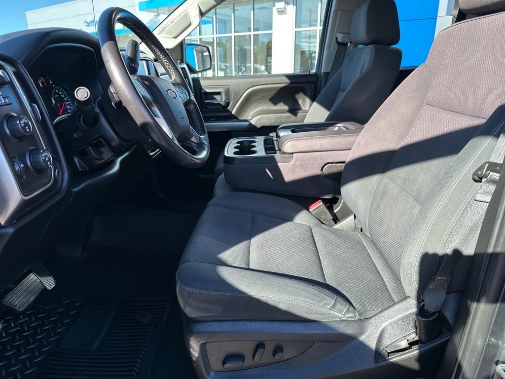2019 Chevrolet Silverado LD LT