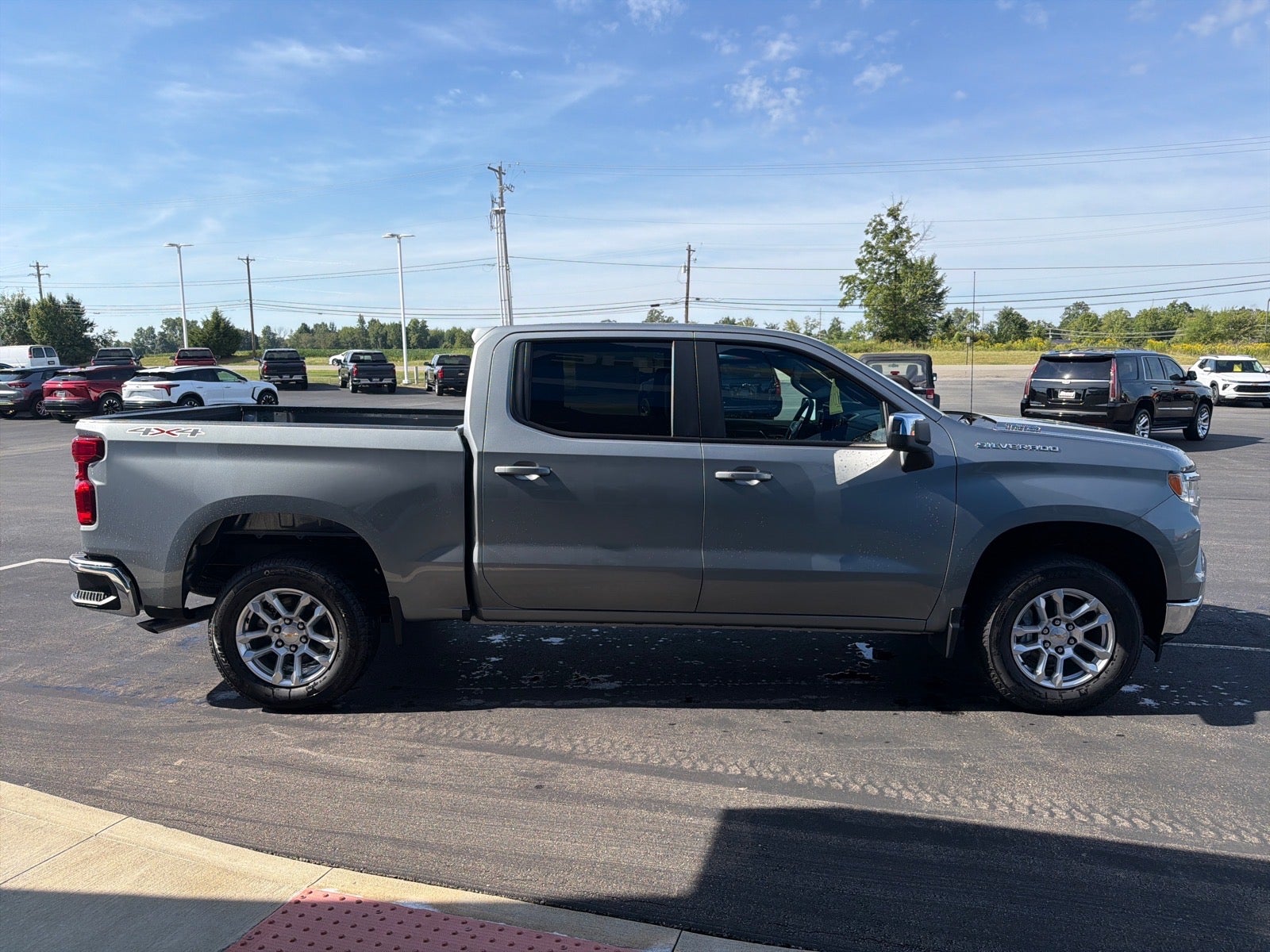 2026 Chevrolet Silverado 1500 LT (2FL)
