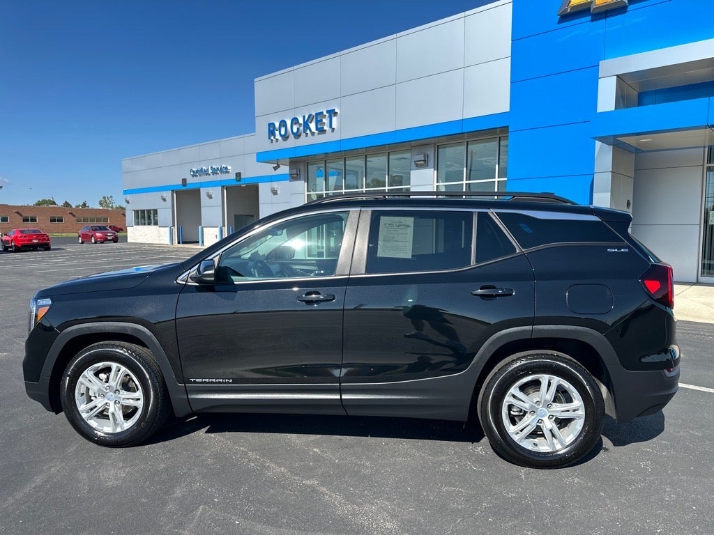 2024 GMC Terrain SLE
