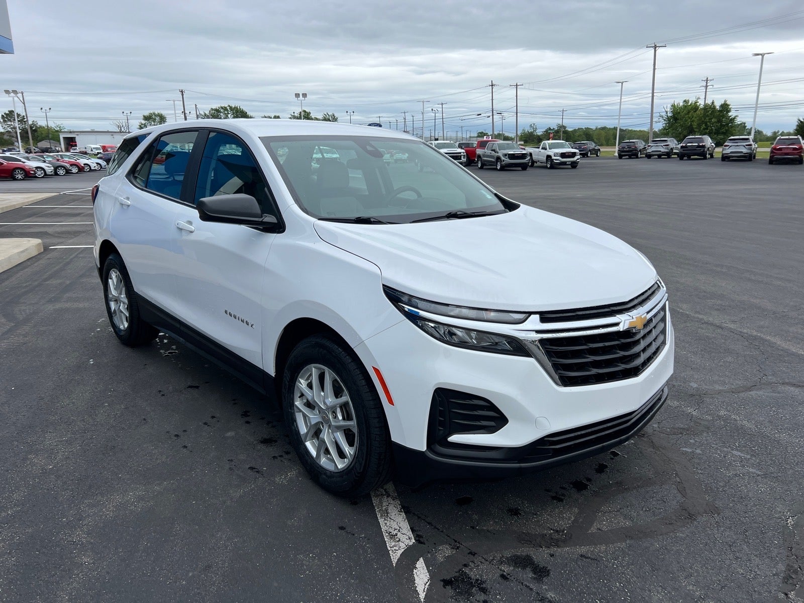 2024 Chevrolet Equinox LS