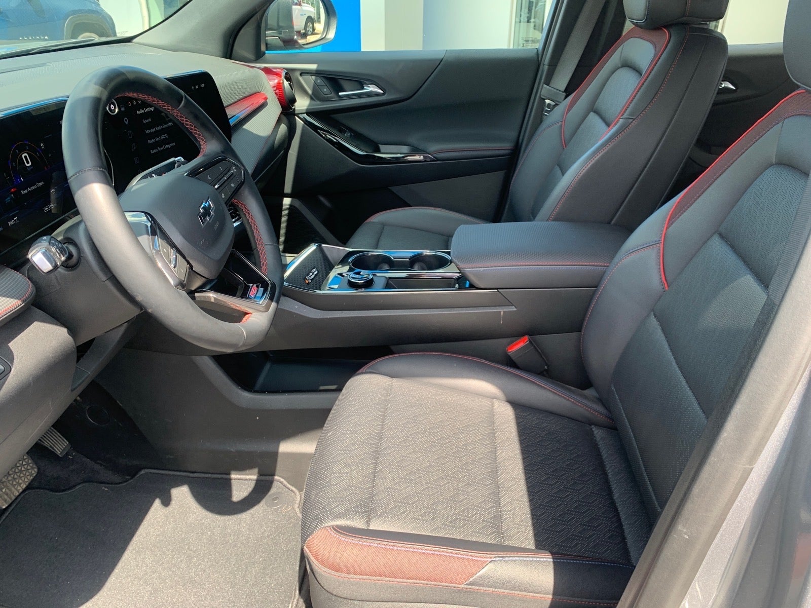 2025 Chevrolet Equinox RS