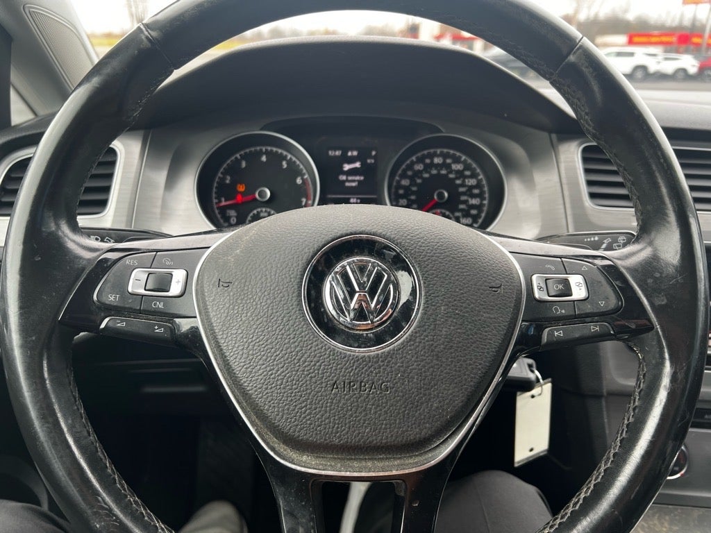 2016 Volkswagen Golf SportWagen TSI S