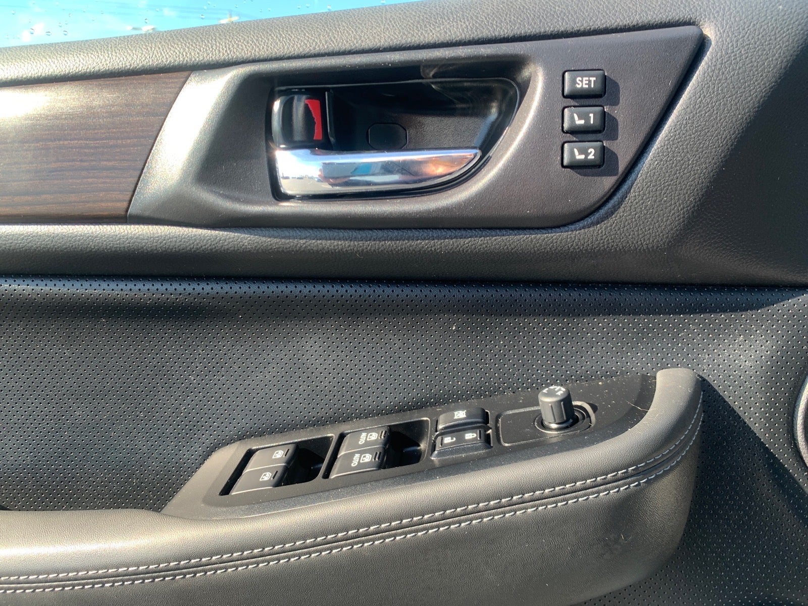 2016 Subaru Legacy 3.6R Limited