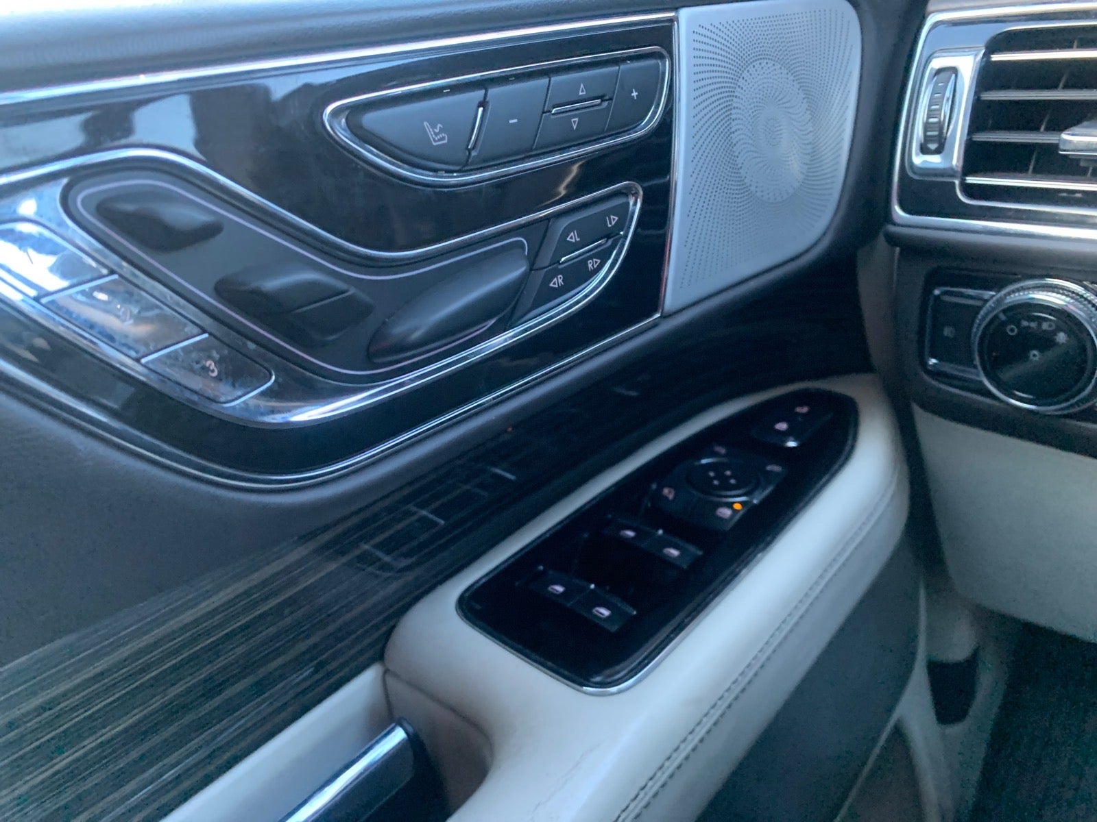 2021 Lincoln Navigator L Black Label