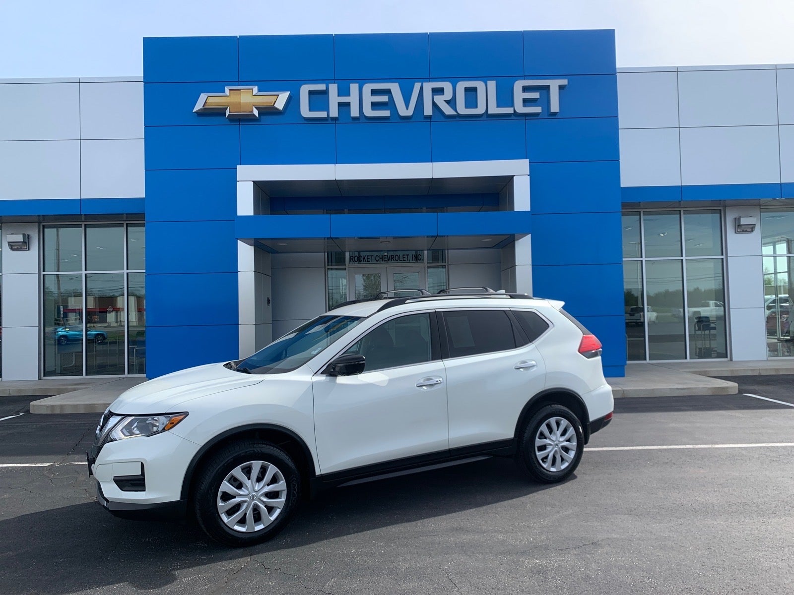 2017 Nissan Rogue SV