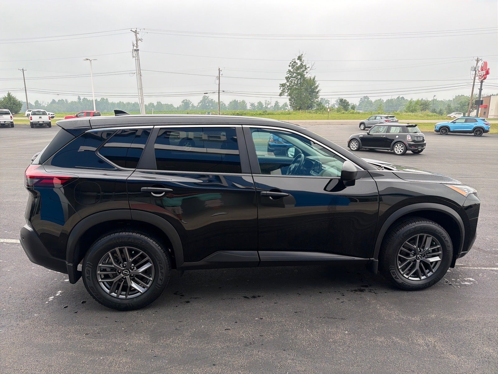 2023 Nissan Rogue S