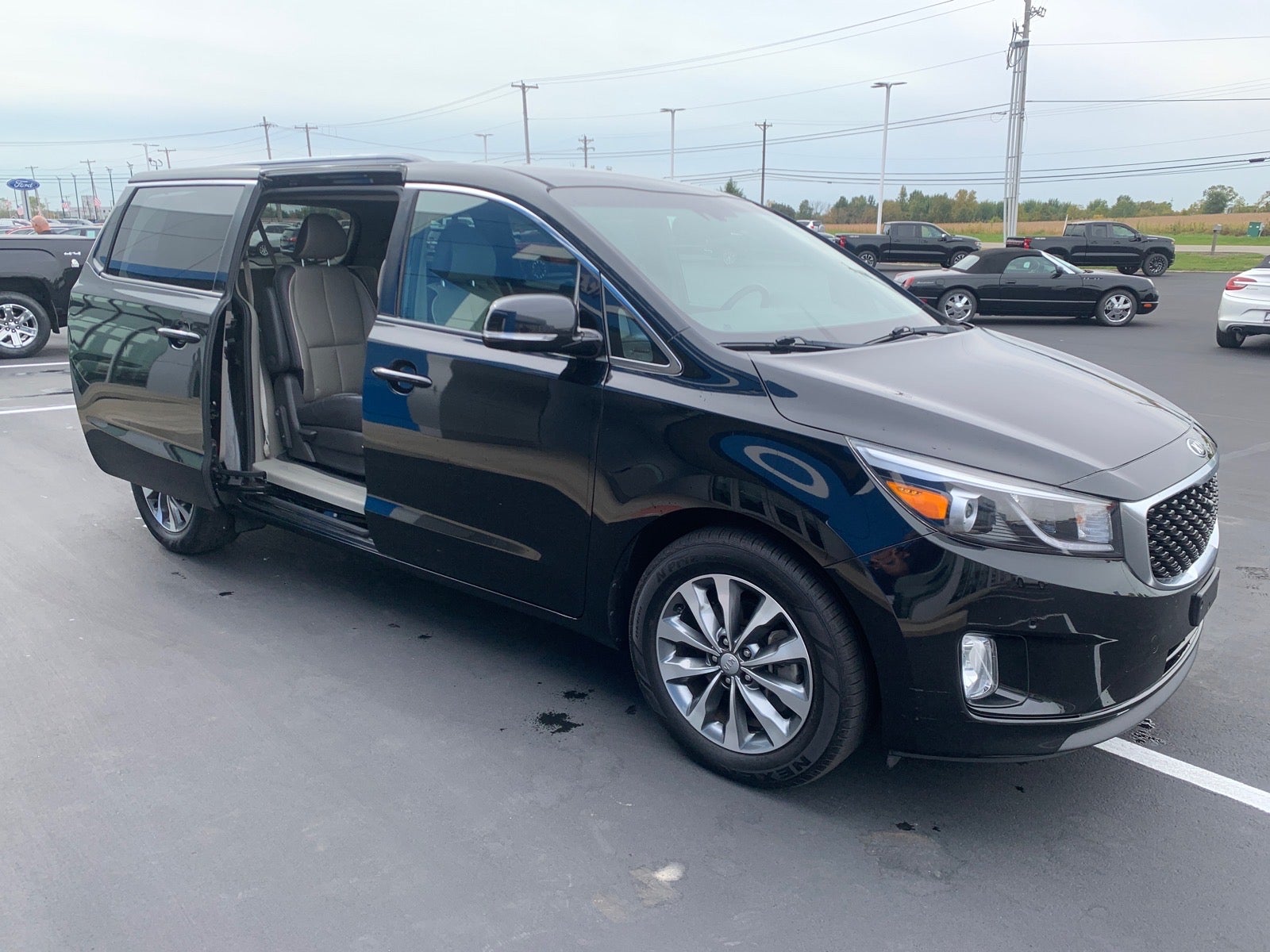 2016 Kia Sedona SX