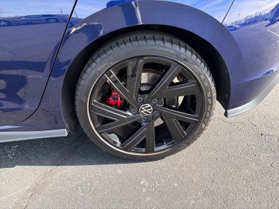 2022 Volkswagen Golf GTI SE